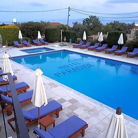 Paradise Hotel 3*